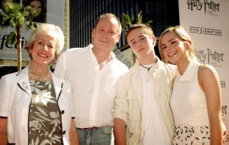 Emma Watson Family Photos, Siblings Boyfriend, Age