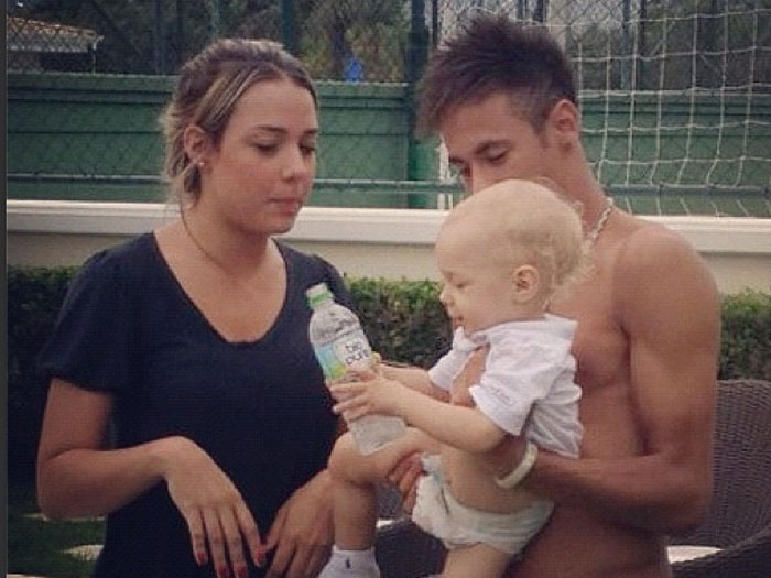 Neymar Family,Wife And Son, Siblings, Father, Mother