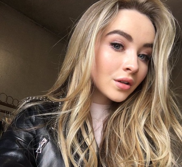 Sabrina Carpenter Age 2023, Family, Net Worth, Husband