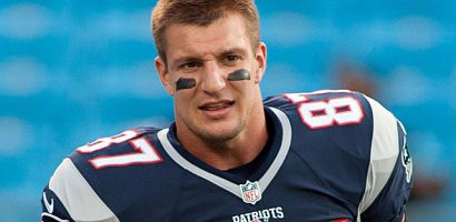 Rob Gronkowski Family Photos, Wife, Mom And Dad, Height, Jersey