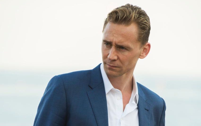 Tom Hiddleston Family Photos, Parents, Girlfriend, Age, Height