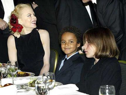 Nicole Kidman Family Photos, Daughters, Son, Age, Height