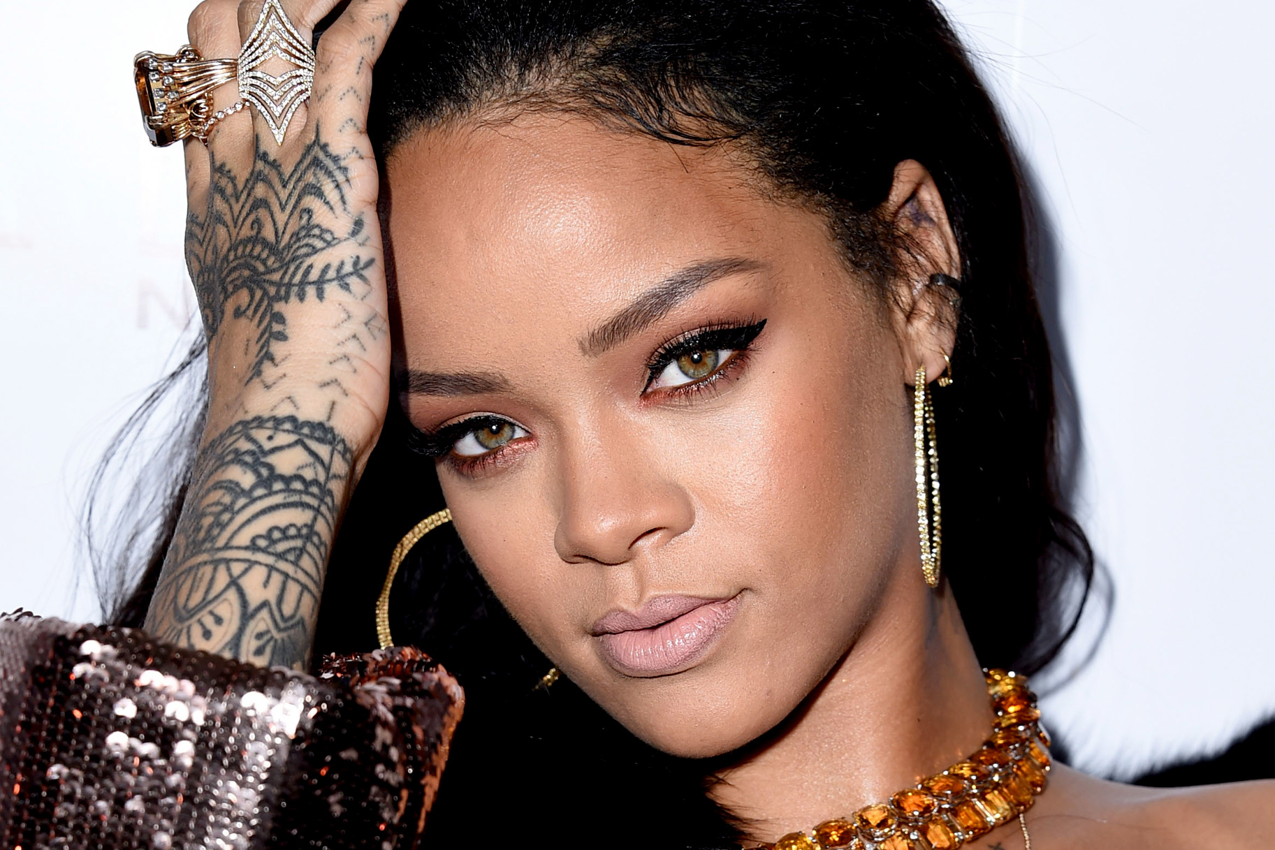 How Old Is Rihanna In 2023? Rihanna Age, Family, Birthday, Net Worth