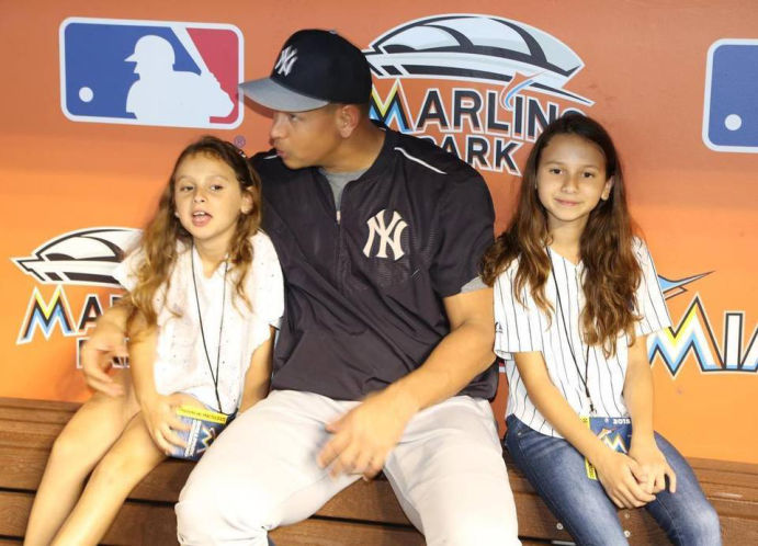 Alex Rodriguez Family Photos, Wife, Kids, Daughters
