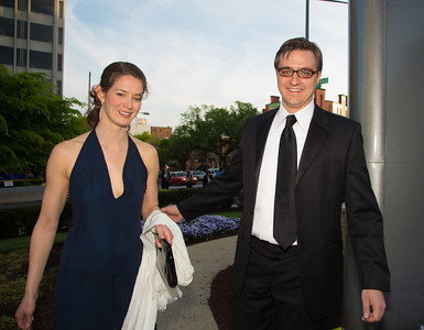 Chris Hayes Wife, Age, Family Photos